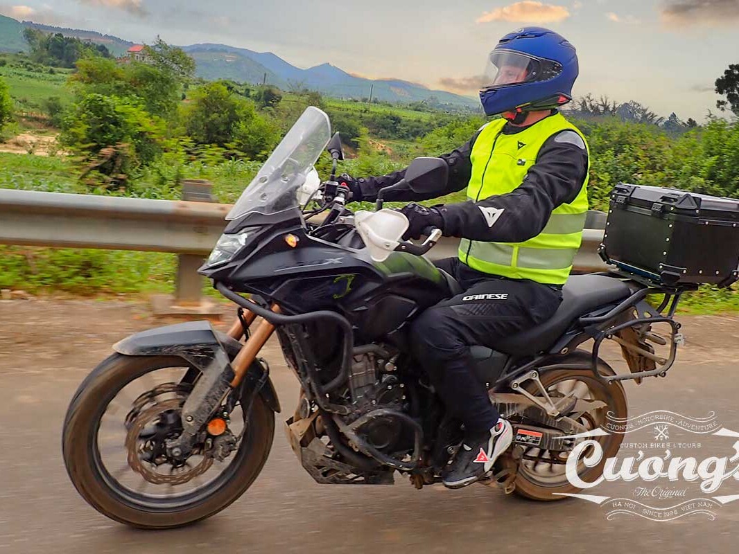 CB 500X On-road Tour