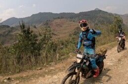 Australian 250cc motorbike champion Jess Gardiner—the first Aussie woman to win the International Six Day Enduro (ISDE) Women’s class—traded in the race tracks for an epic off-road adventure through Vietnam’s rugged Northwest. Alongside her teammates and family, Jess took on the breathtaking trails from Hanoi to Sapa, riding with Cuong’s Motorbike Adventure. The journey through mountain passes, hill tribe villages, and remote tracks offered a once-in-a-lifetime experience, blending adventure riding with cultural discovery.