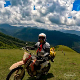 Motorbike-tours-Vietnam-Cuongs